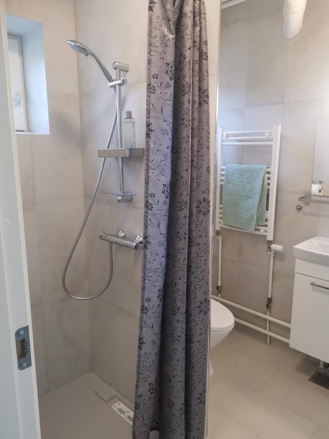 Leilighet Cosy Apt. In Near Airport- Metro-beach. *